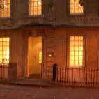 Bath City, Kingsmead Square